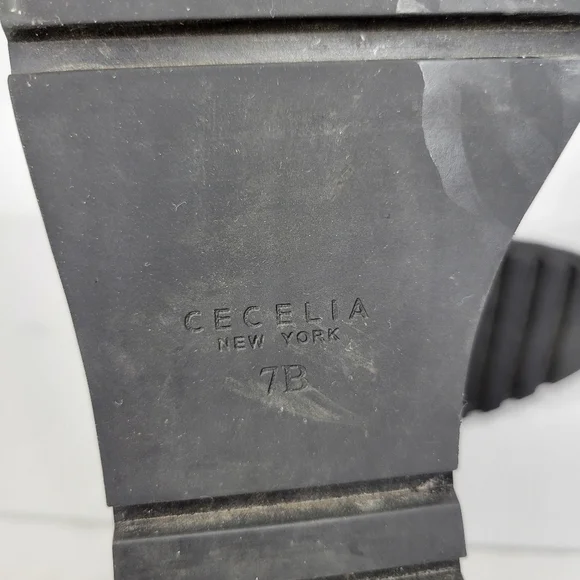 Cecelia New York GEMMA Ankle Boot Black Suede Wedge Size 7 - Picture 11 of 13